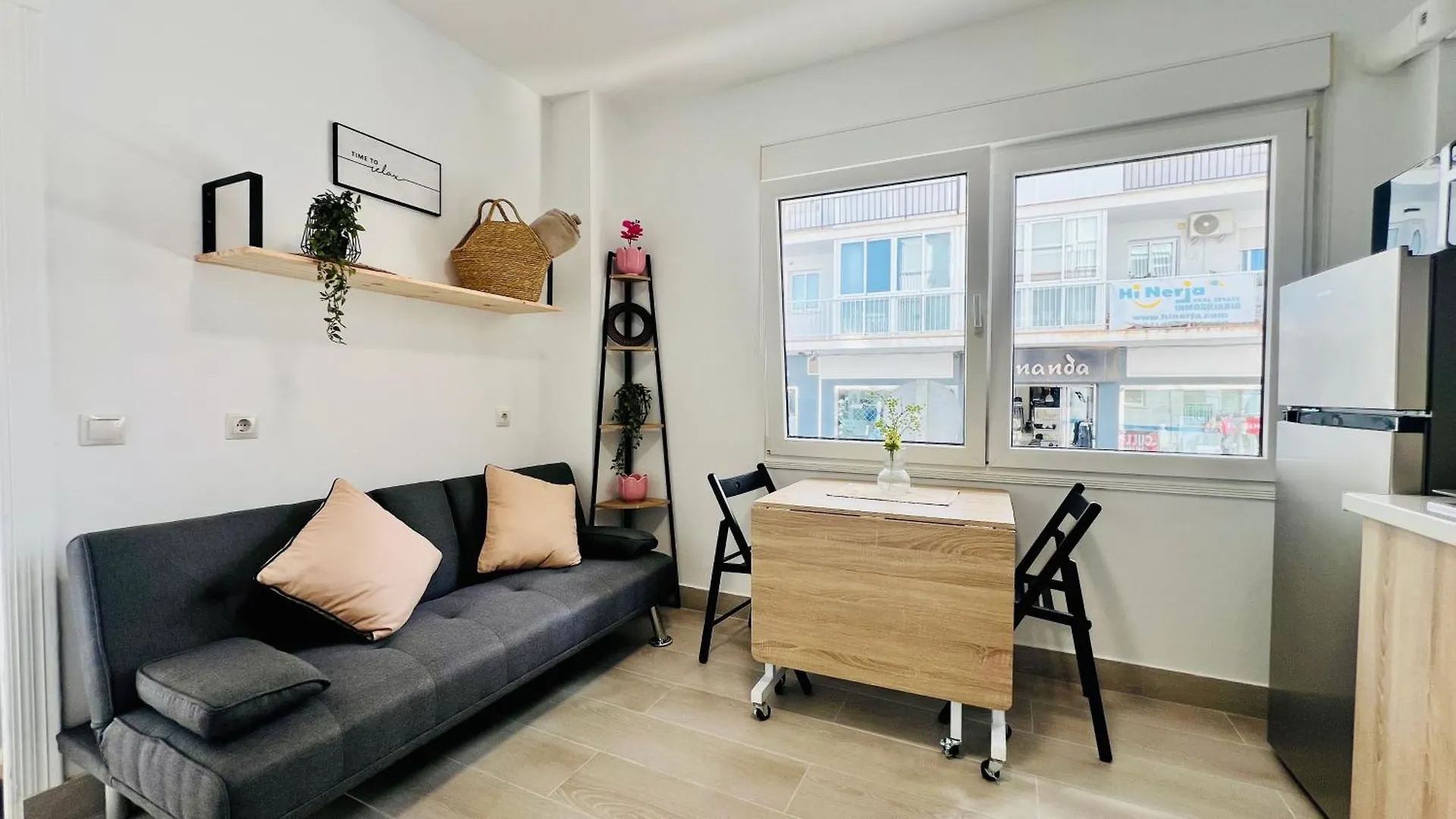 Apartamento Alisio En El Centro De Nerja - South Costa شقة